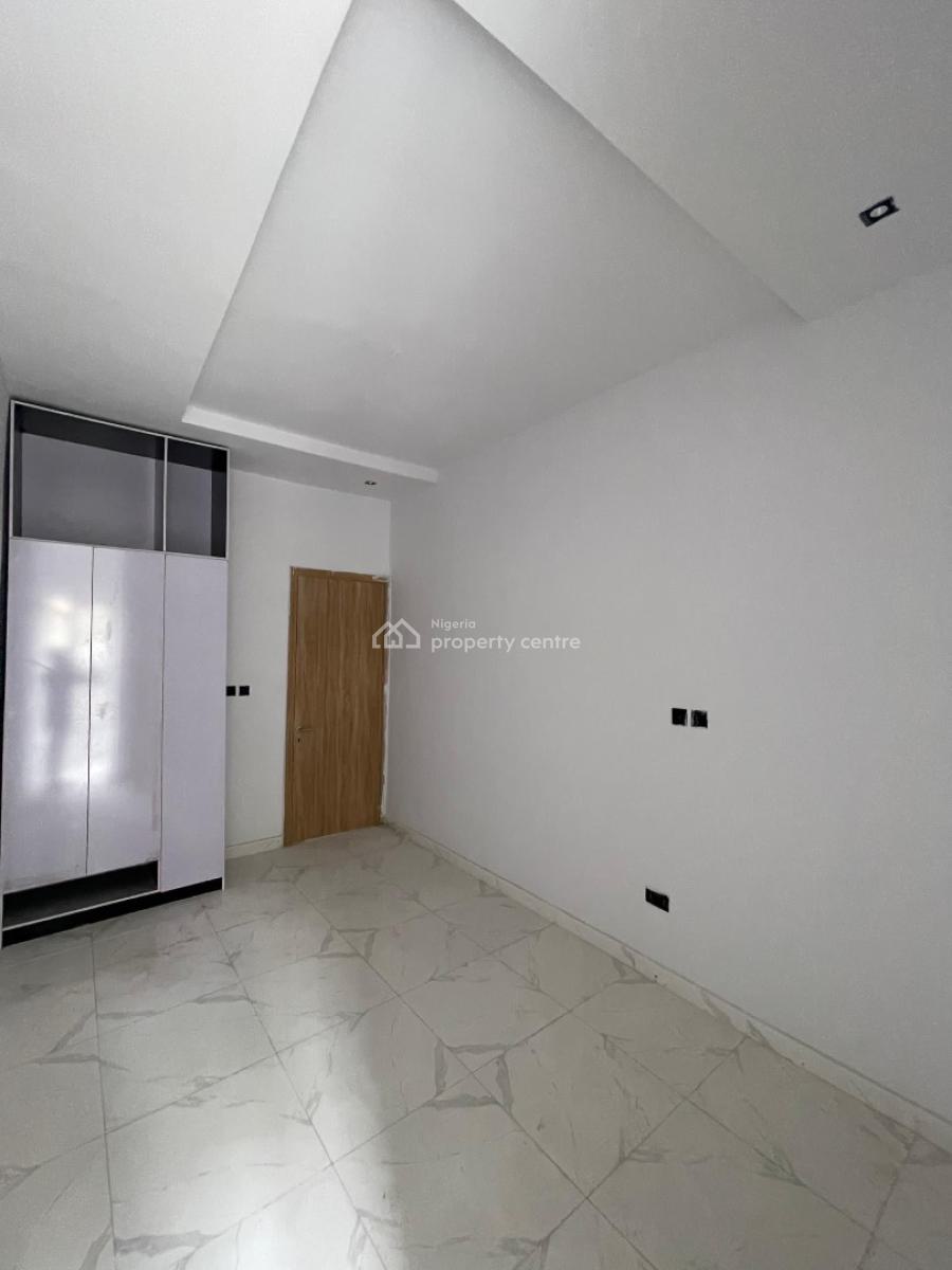Exquisite Self Compound 4 Bedroom Terrace Duplex in Secure Estate, Ikota, Lekki, Lagos, Terraced Duplex for Sale