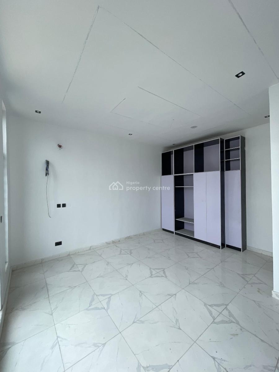 Exquisite Self Compound 4 Bedroom Terrace Duplex in Secure Estate, Ikota, Lekki, Lagos, Terraced Duplex for Sale