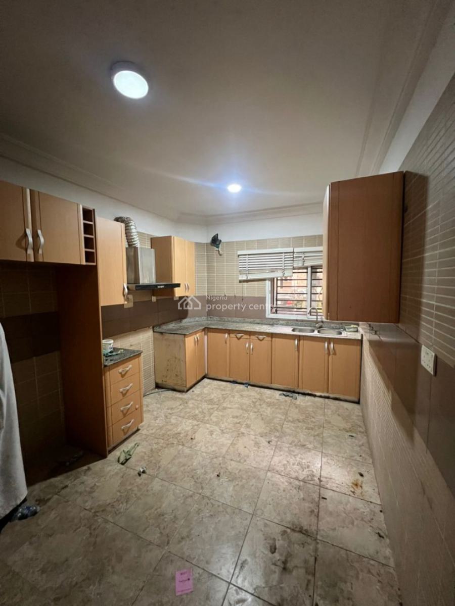 Serviced and Luxury 4 Bedroom Terraced Duplex, Osapa, Lekki, Lagos, Terraced Duplex for Rent