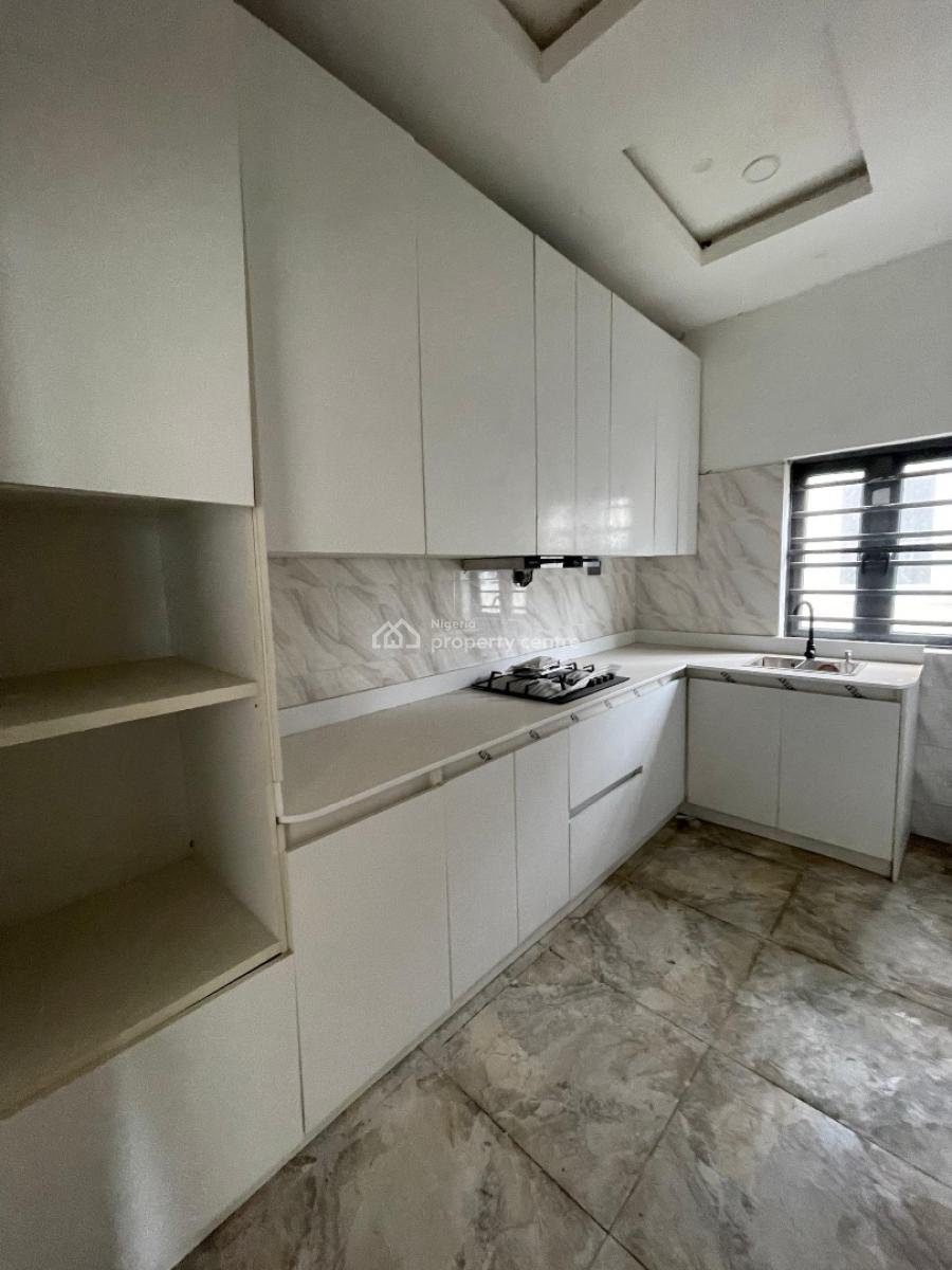 Neatly Built 2bed Apartment with Gym in Ikate, Ikate ,lekki ,lagos ,nigeria, Ikate, Lekki, Lagos, Flat / Apartment for Sale