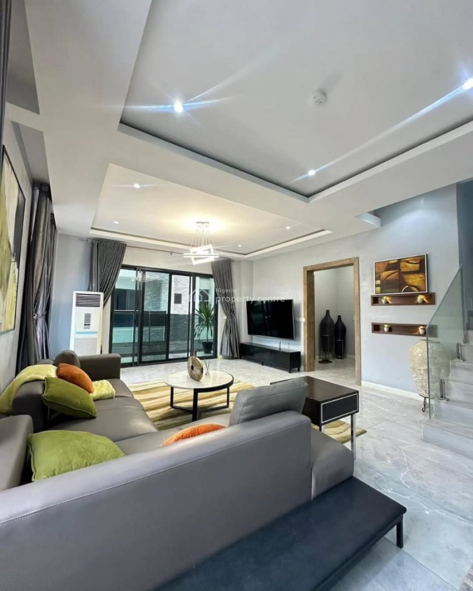 When Youve Outgrown Ordinary --- You Move Up, Lekki Phase 1, Lekki, Lagos, Flat / Apartment for Sale