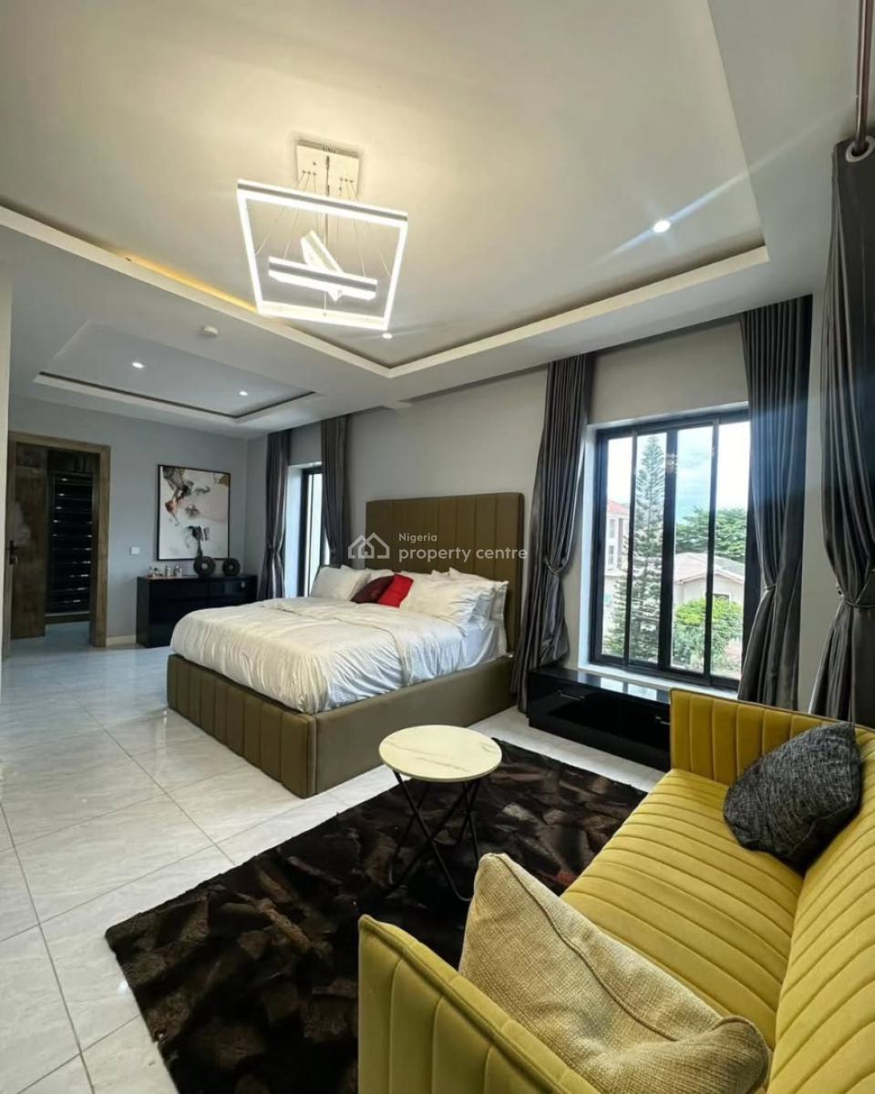 When Youve Outgrown Ordinary --- You Move Up, Lekki Phase 1, Lekki, Lagos, Flat / Apartment for Sale