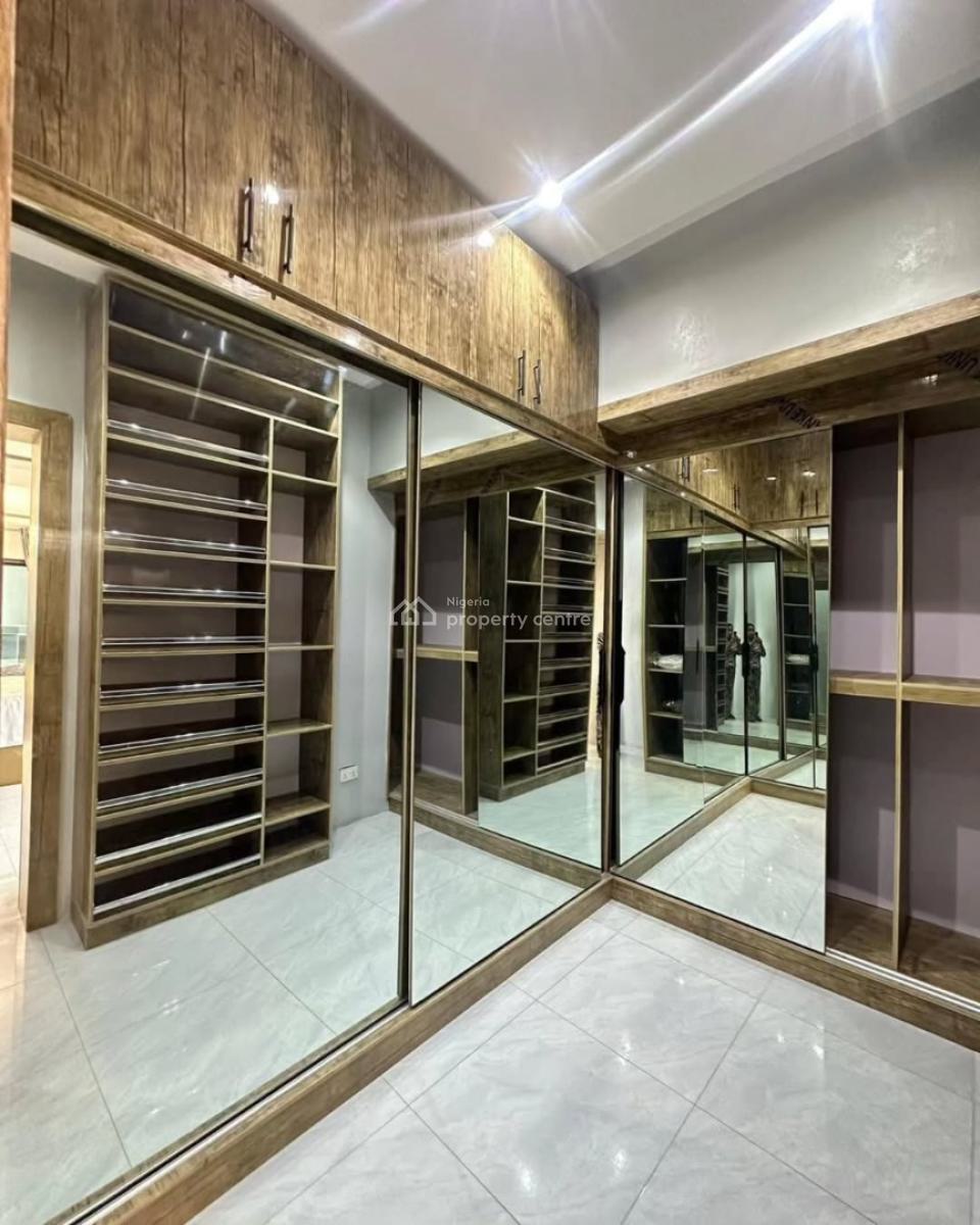 When Youve Outgrown Ordinary --- You Move Up, Lekki Phase 1, Lekki, Lagos, Flat / Apartment for Sale