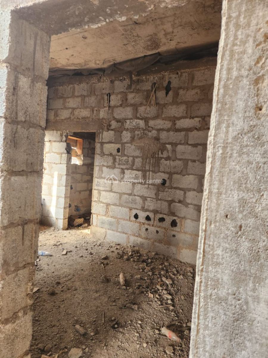 Semi Finished 3bedroom Terrace Duplex Available in Town, Gaduwa Junction, Gaduwa, Abuja, Terraced Duplex for Sale