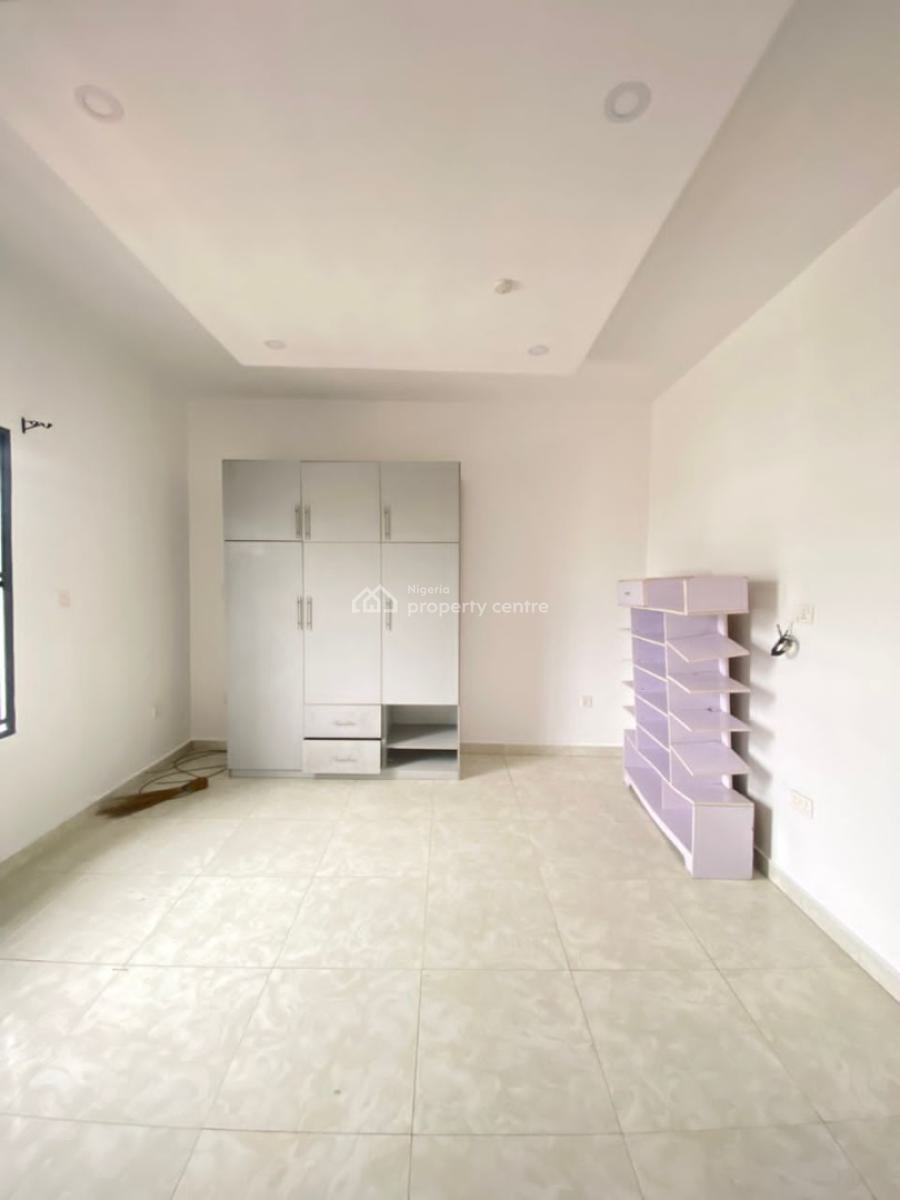 Lovely 2 Bedroom Apartment, Ilasan, Lekki, Lagos, Flat / Apartment for Rent