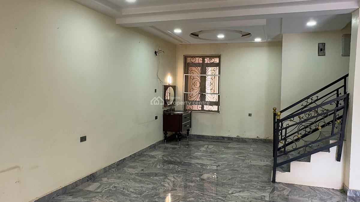 Super Luxurious 4bedroom Duplex with 3 Kitchen, Guzape, Guzape District, Abuja, Terraced Duplex for Rent