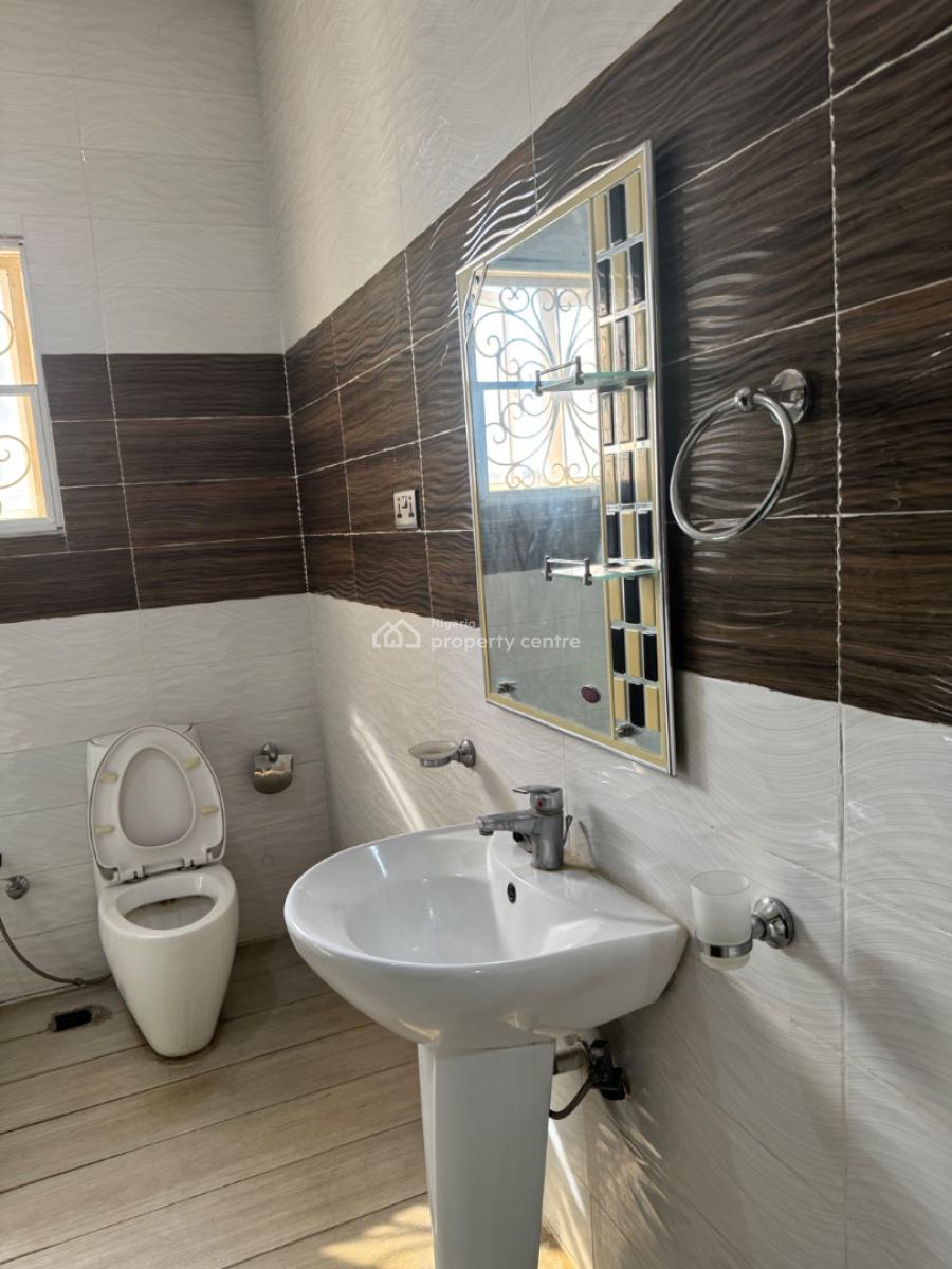 Super Luxurious 4bedroom Duplex with 3 Kitchen, Guzape, Guzape District, Abuja, Terraced Duplex for Rent