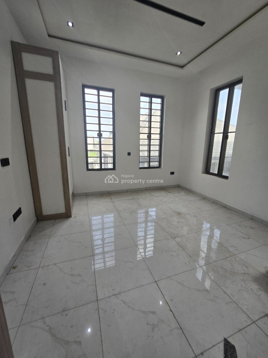 Live Where It Matters --- Without Breaking The Bank, Ikate, Lekki, Lagos, Flat / Apartment for Sale