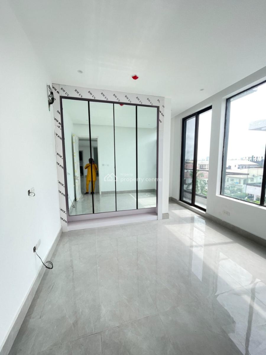 Luxury 3 Bedroom Apartment with Pool, Lekki Phase 1, Lekki, Lagos, Flat / Apartment for Rent