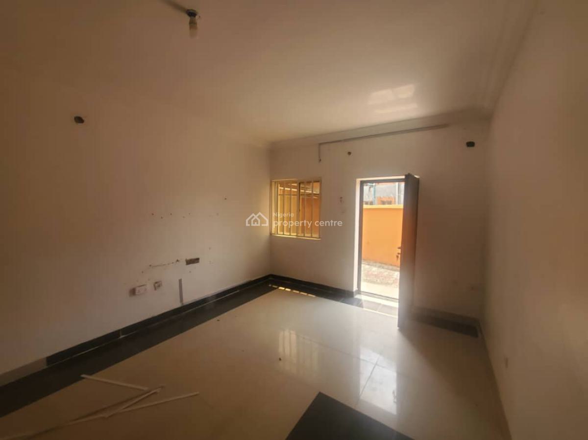 Newly Renovated 3-bedroom Apartment, Ajiwe, Ajah Lagos State, Ajiwe, Ajah, Lagos, House for Rent