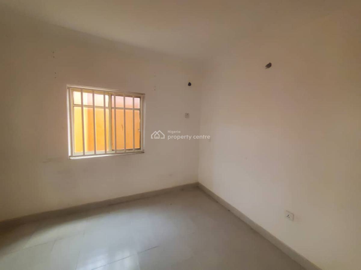Newly Renovated 3-bedroom Apartment, Ajiwe, Ajah Lagos State, Ajiwe, Ajah, Lagos, House for Rent