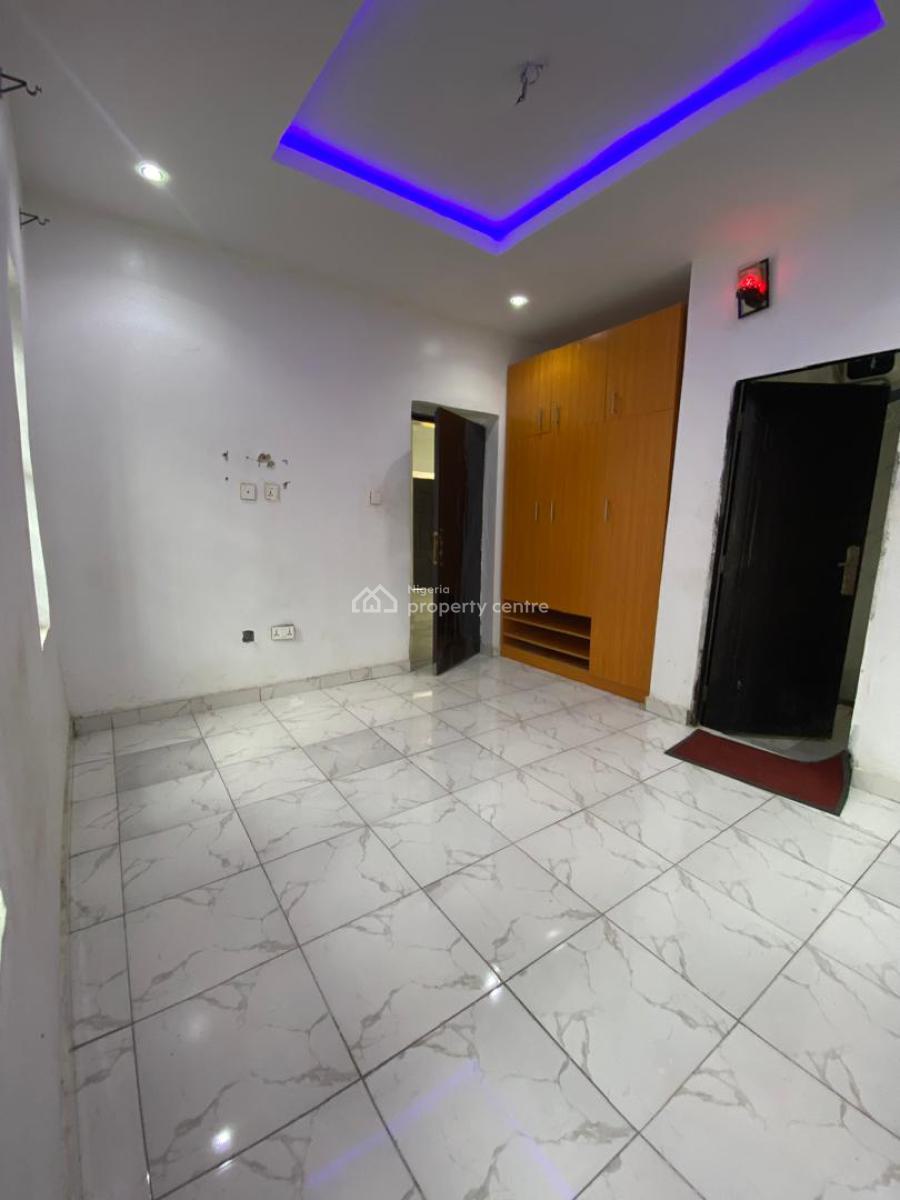 2 Bedroom Sharp and Clean, Silver Point Estate, Ajah, Lagos, Flat / Apartment for Rent