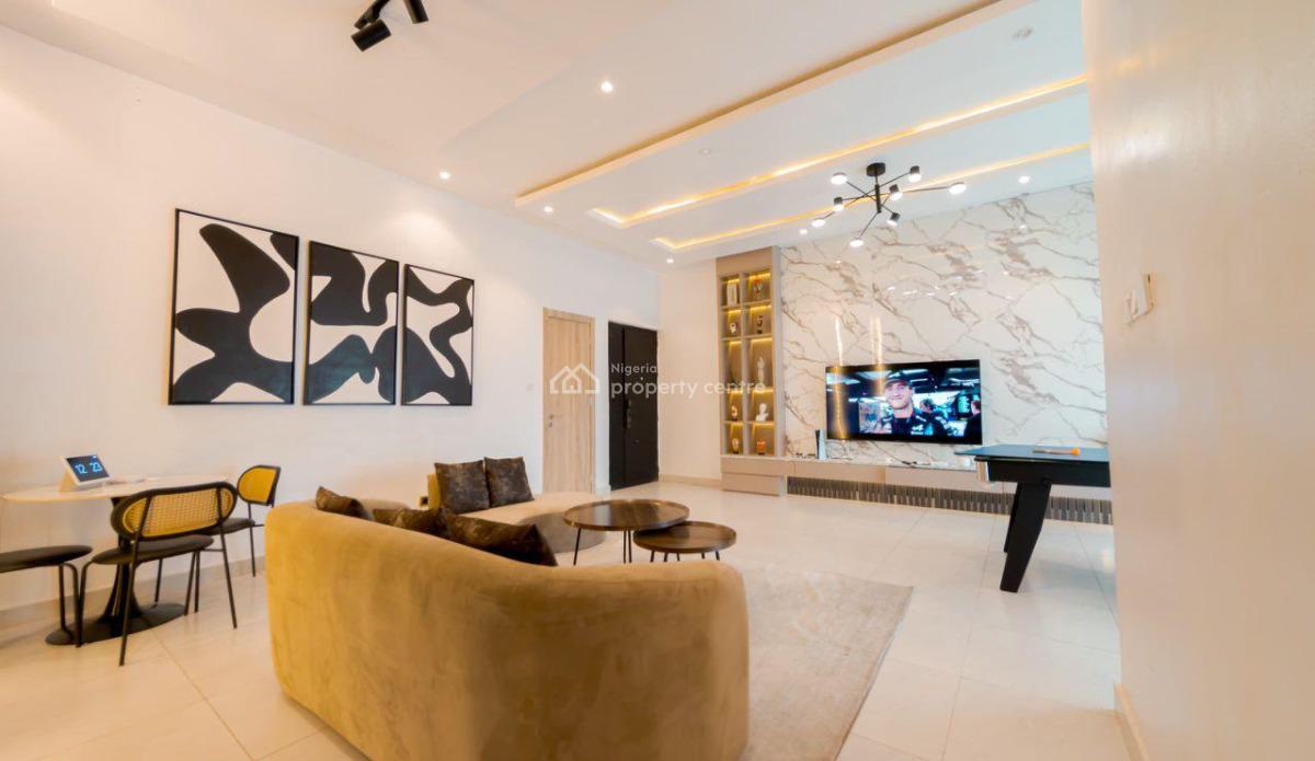 Brand New 2bed Smart Home with Rooftop Pool,ps5 and Gym, Lekki Phase 1, Lekki, Lagos, House Short Let