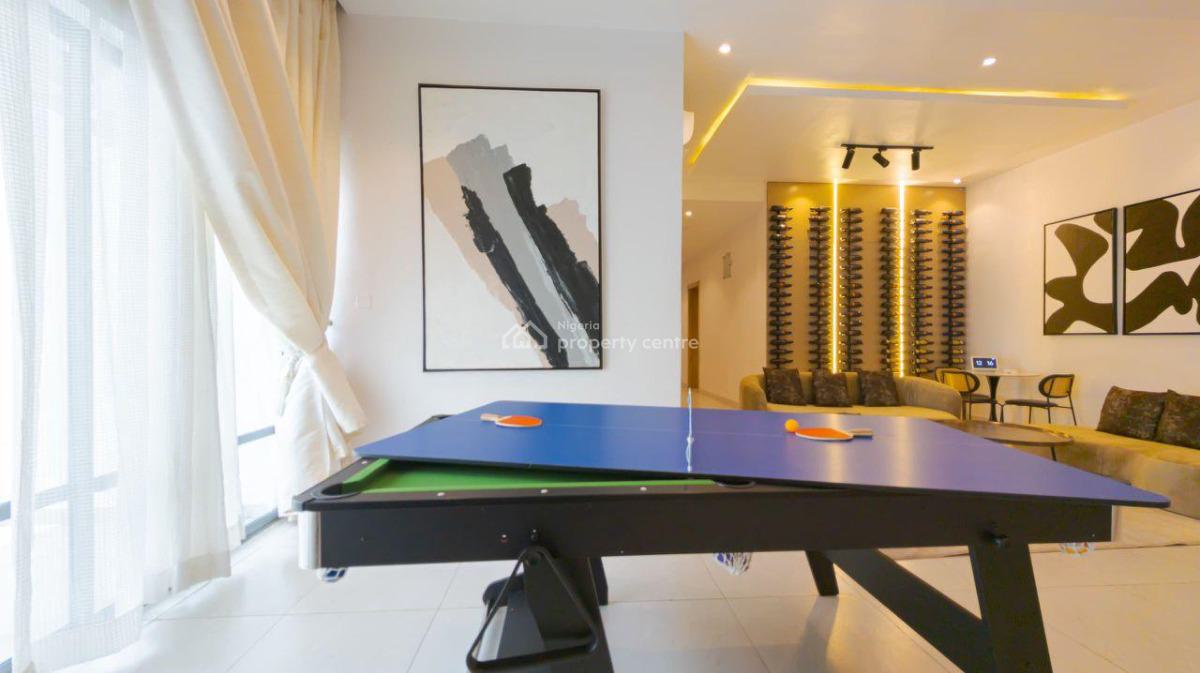 Brand New 2bed Smart Home with Rooftop Pool,ps5 and Gym, Lekki Phase 1, Lekki, Lagos, House Short Let