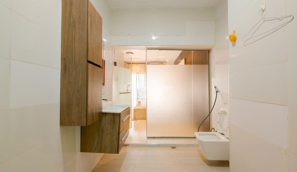 Brand New 2bed Smart Home with Rooftop Pool,ps5 and Gym, Lekki Phase 1, Lekki, Lagos, House Short Let