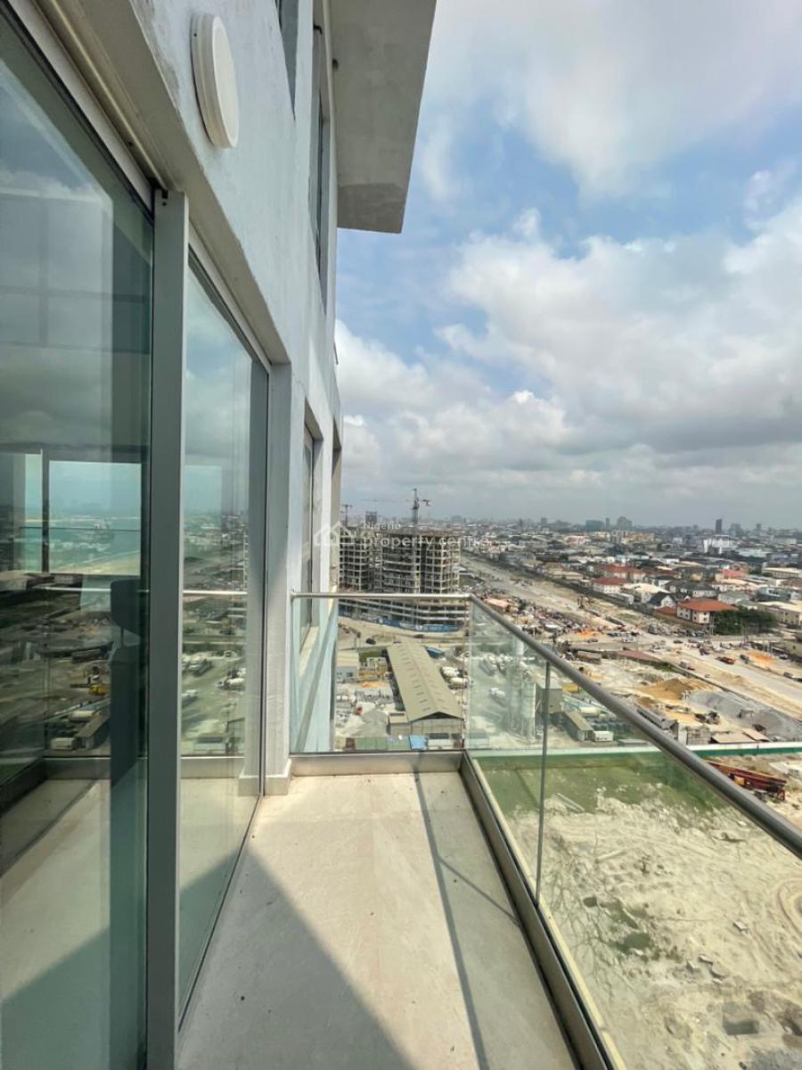 Luxury 4bedroom Penthouse at Lekki Phase 1, Lekki Phase 1, Lekki Phase 1, Lekki, Lagos, Flat / Apartment for Rent