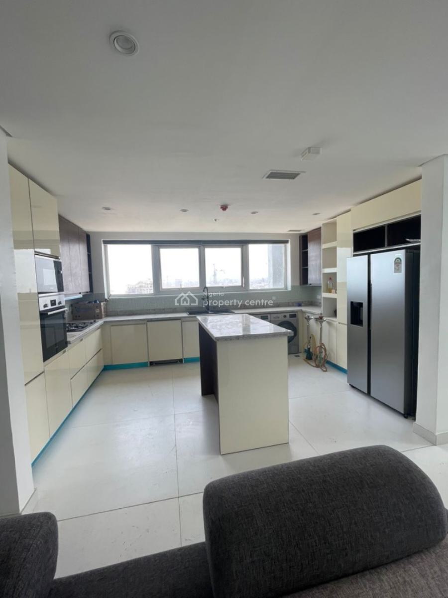 Luxury 4bedroom Penthouse at Lekki Phase 1, Lekki Phase 1, Lekki Phase 1, Lekki, Lagos, Flat / Apartment for Rent
