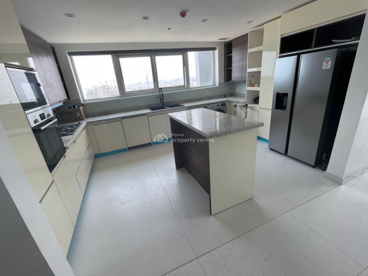 Luxury 4bedroom Penthouse at Lekki Phase 1, Lekki Phase 1, Lekki Phase 1, Lekki, Lagos, Flat / Apartment for Rent