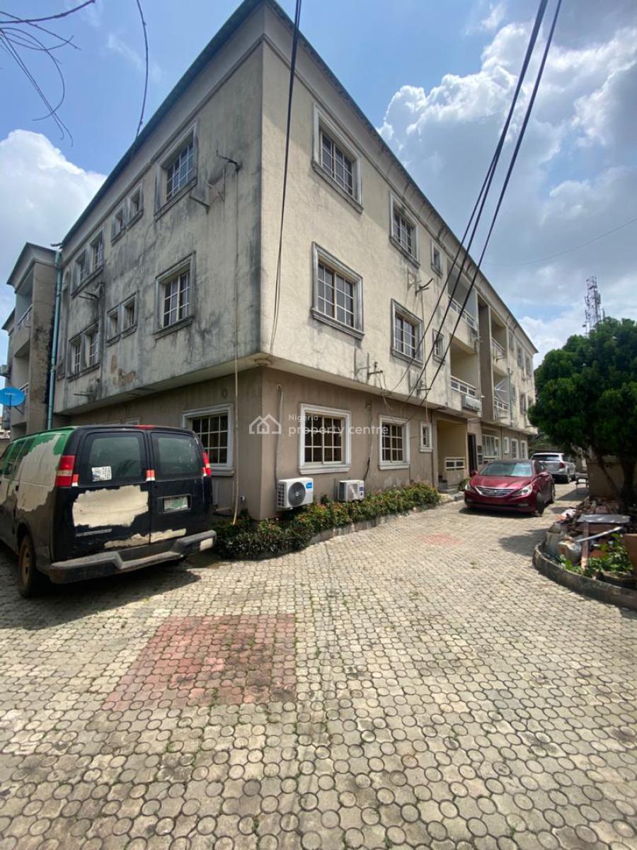 Ground Floor 3-bedroom Flat All En-suite, Akiinola Cole Crescent, Adeniyi Jones, Ikeja, Lagos, Flat / Apartment for Sale