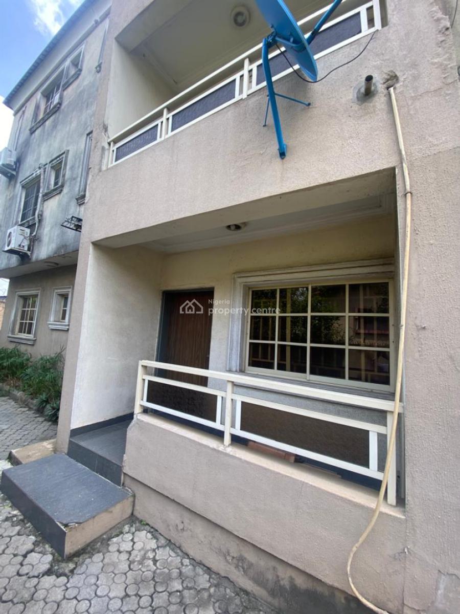 Ground Floor 3-bedroom Flat All En-suite, Akiinola Cole Crescent, Adeniyi Jones, Ikeja, Lagos, Flat / Apartment for Sale