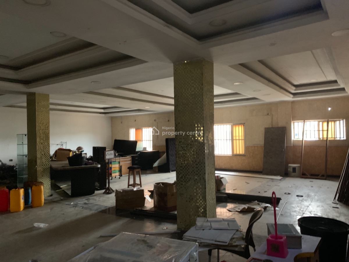 a 150 Square Meters Open Plan Office Space, New Gra, Port Harcourt, Rivers, Office Space for Rent