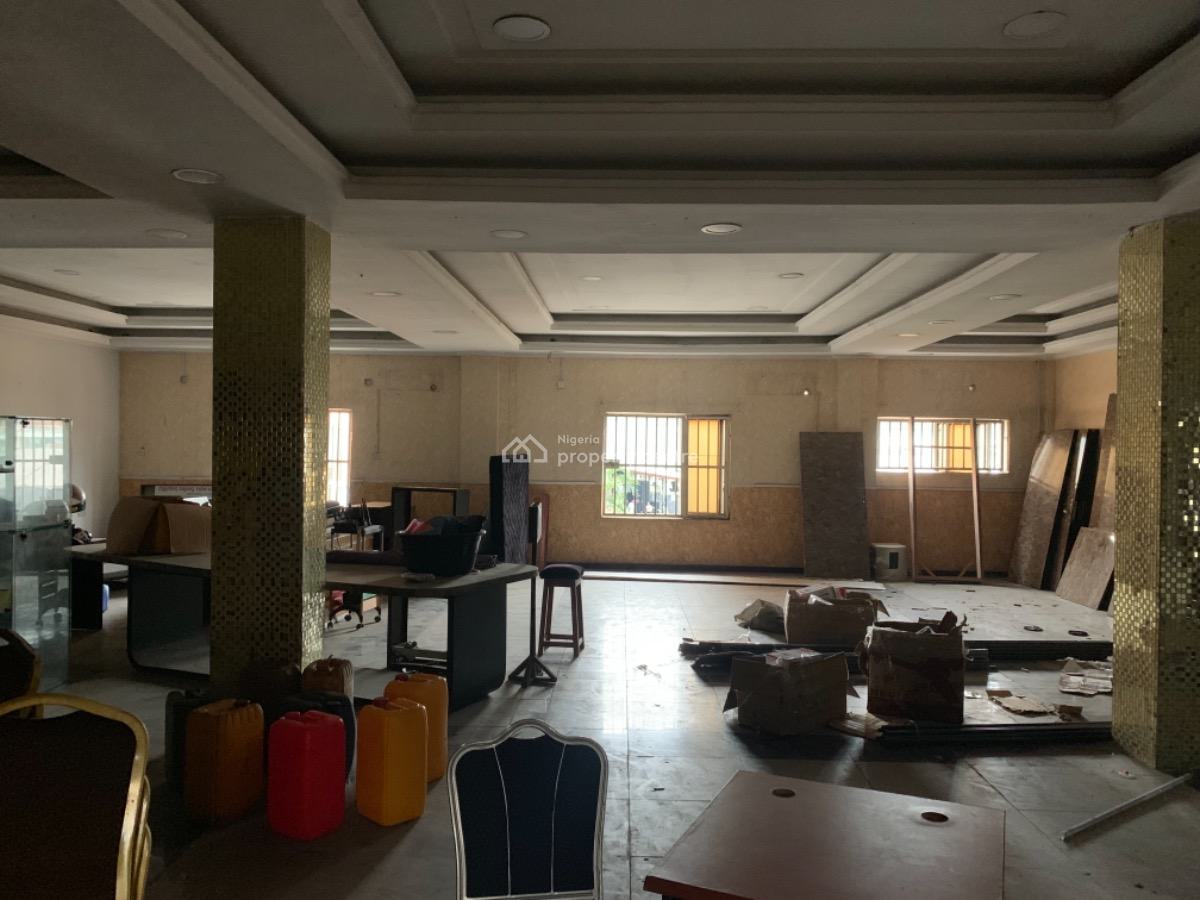 a 150 Square Meters Open Plan Office Space, New Gra, Port Harcourt, Rivers, Office Space for Rent