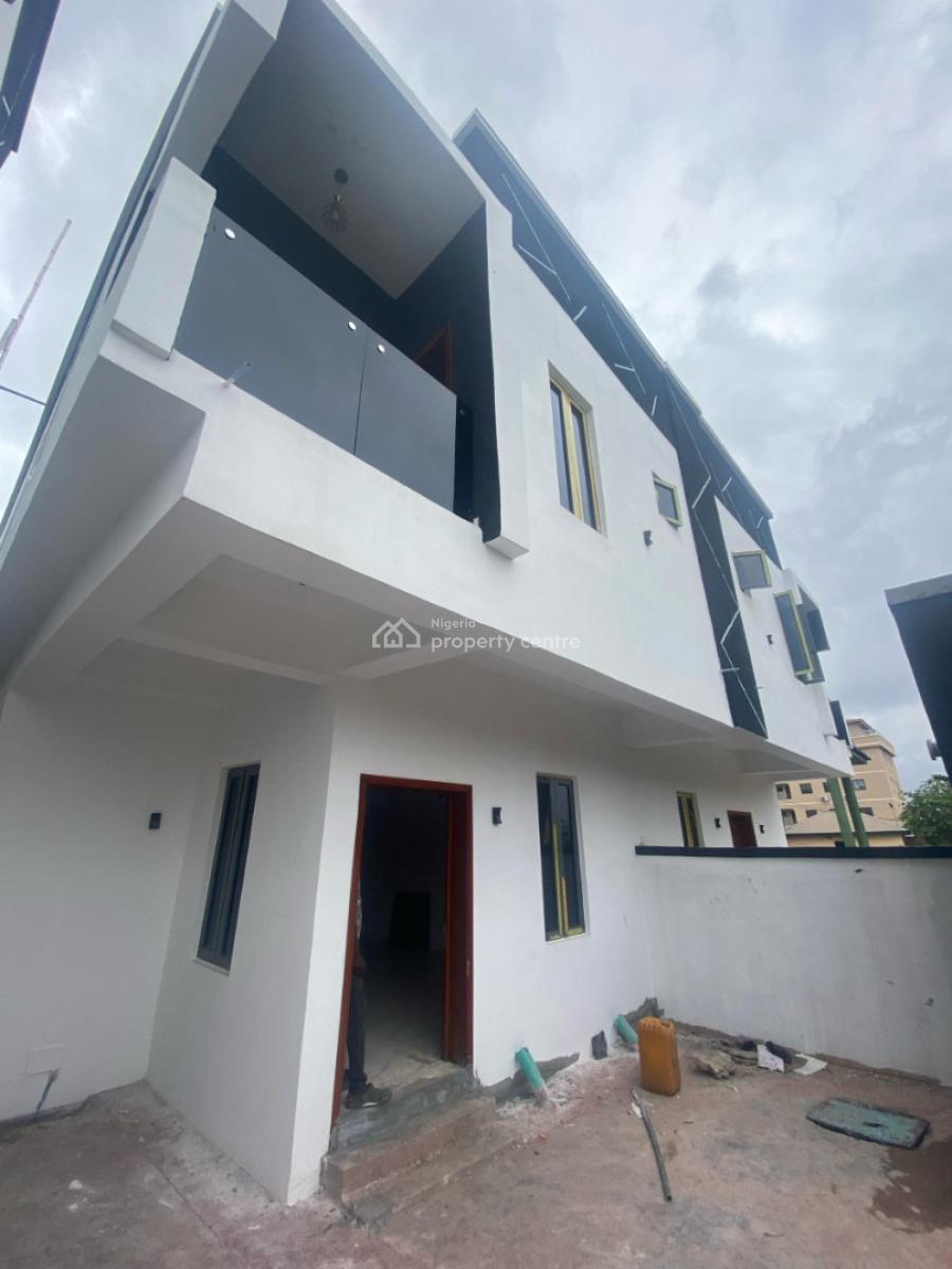 Spacious 4 Bedroom Semi-detached Duplex, Ologolo Lekki Lagos, Ologolo, Lekki, Lagos, Semi-detached Duplex for Sale