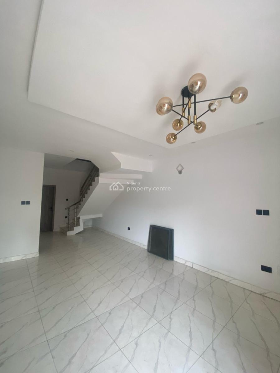 Spacious 4 Bedroom Semi-detached Duplex, Ologolo Lekki Lagos, Ologolo, Lekki, Lagos, Semi-detached Duplex for Sale