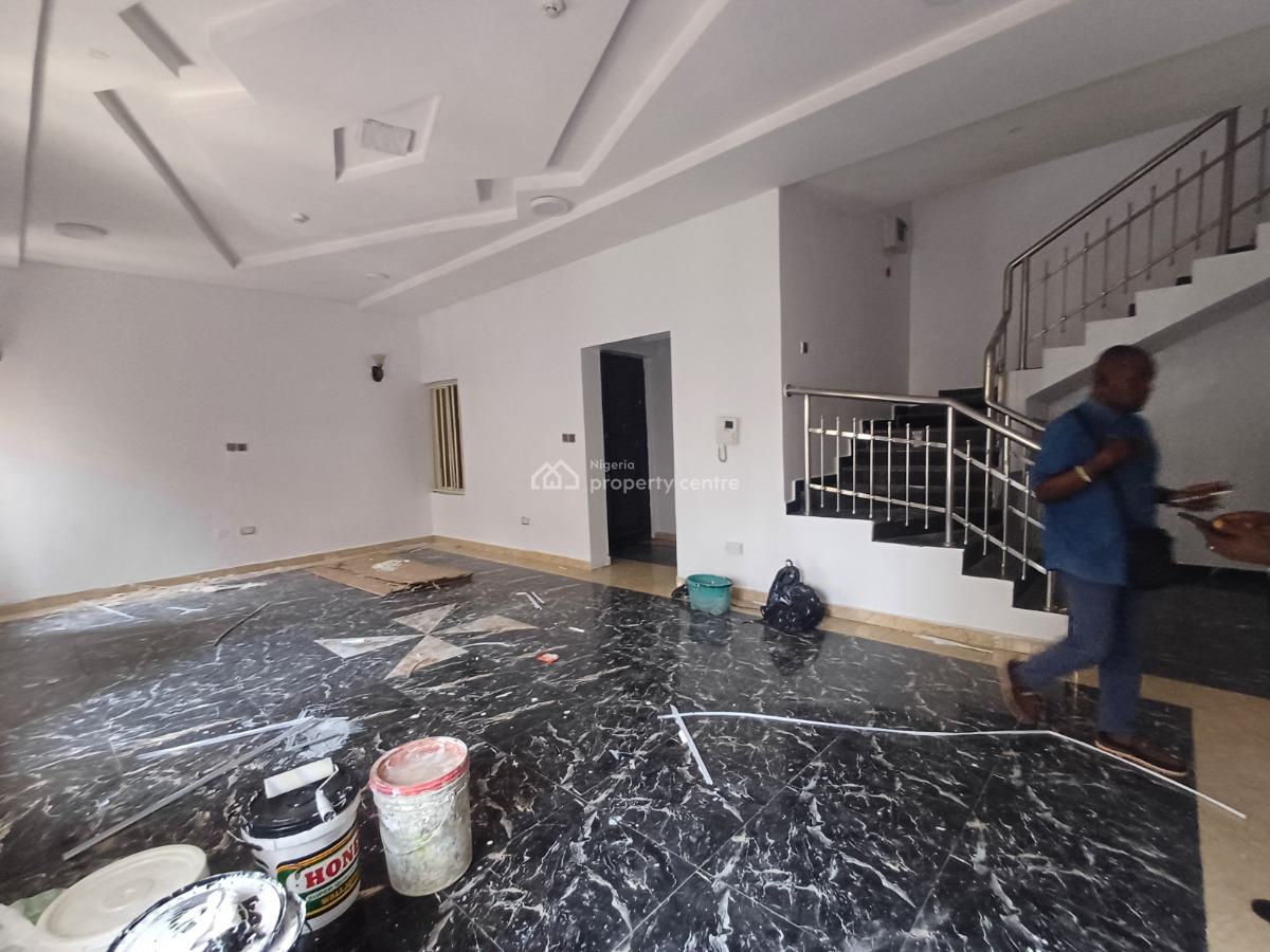 Luxury 3bedroom Massionette Duplex with Bq, Lekki Right, Lekki Phase 1, Lekki, Lagos, Flat / Apartment for Rent