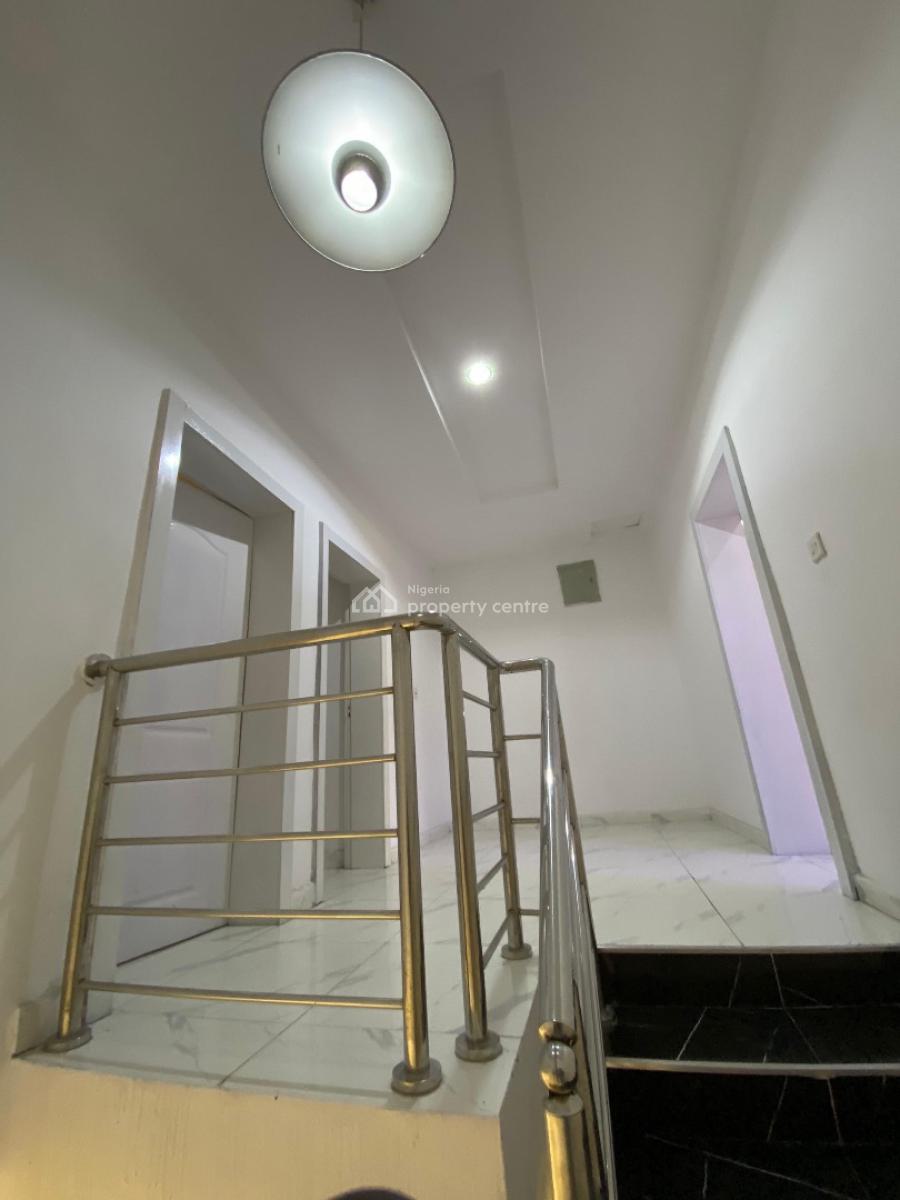 Well-maintained 4-bedroom Terrace Duplex with Self Compound, Ikota, Lekki, Lagos, Flat / Apartment for Rent