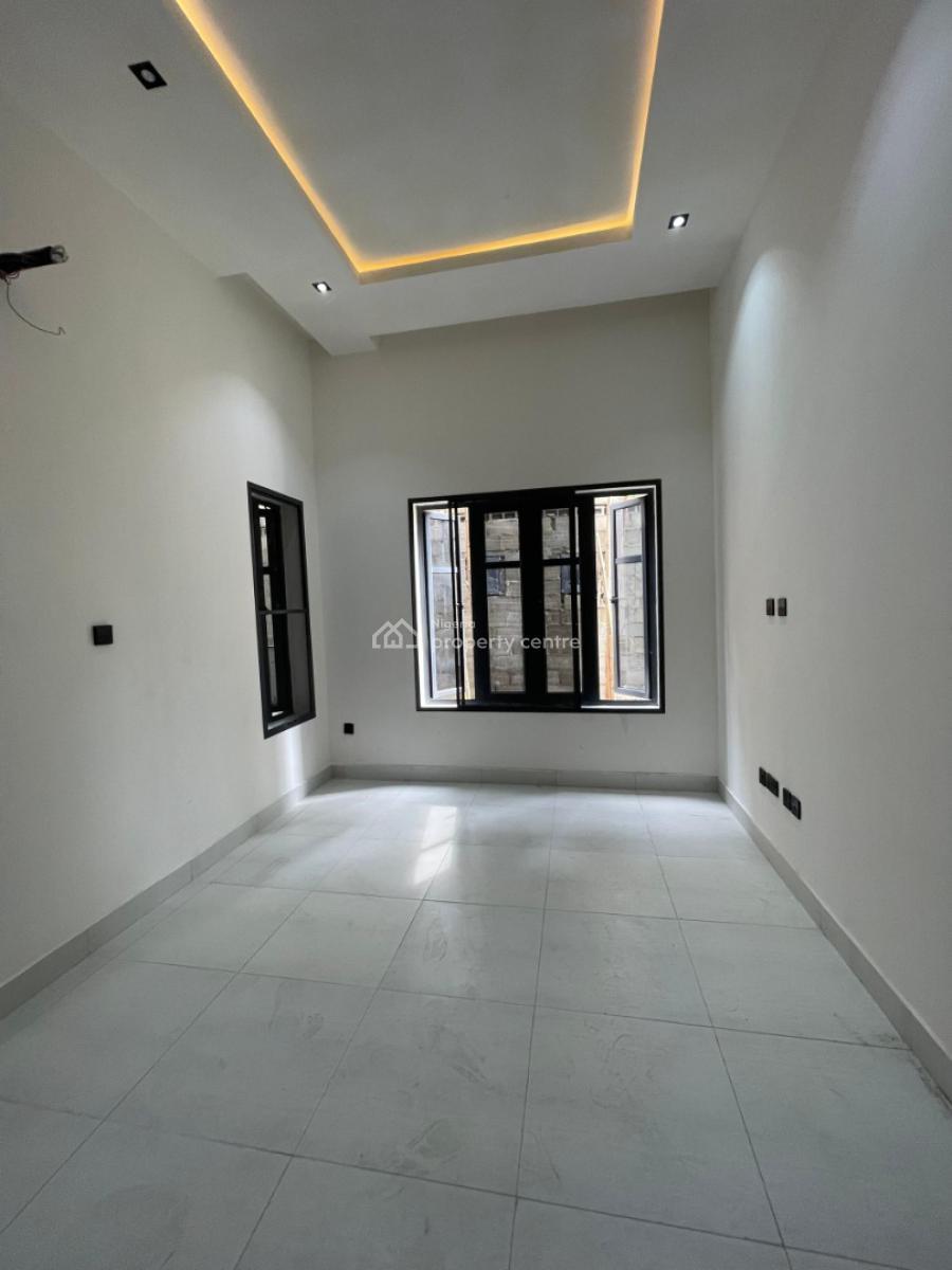 Nicely Built 2 Bedroom Apartment with Bq, Elevator and Gym, Lekki Phase 1, Lekki, Lagos, Flat / Apartment for Rent