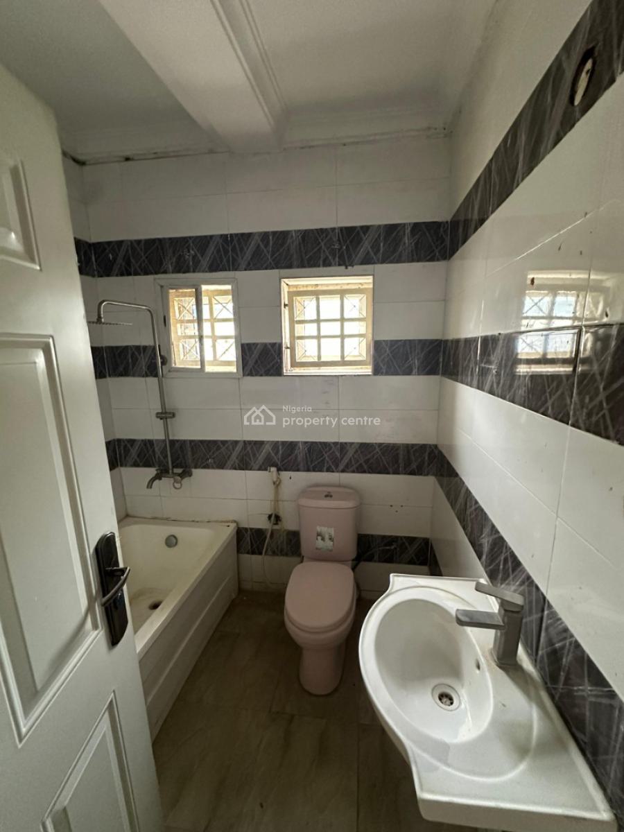 Well Finished 3bedroom Bungalow, Lugbe Abuja, Lugbe District, Abuja, Detached Bungalow for Rent