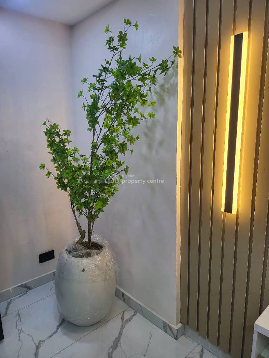 2 Bedroom Furnished Apartment., Maryland, Lagos, Flat / Apartment for Sale