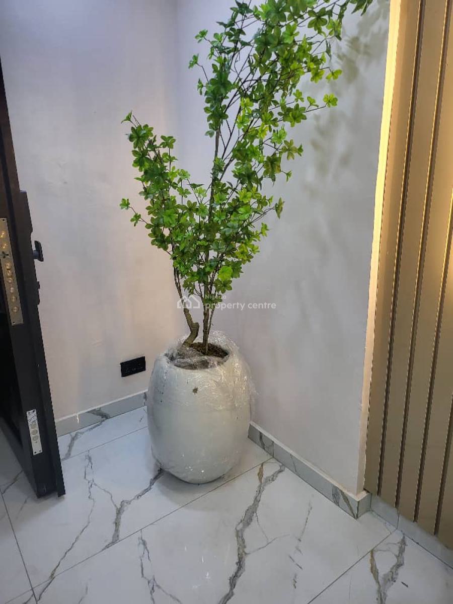 2 Bedroom Furnished Apartment., Maryland, Lagos, Flat / Apartment for Sale