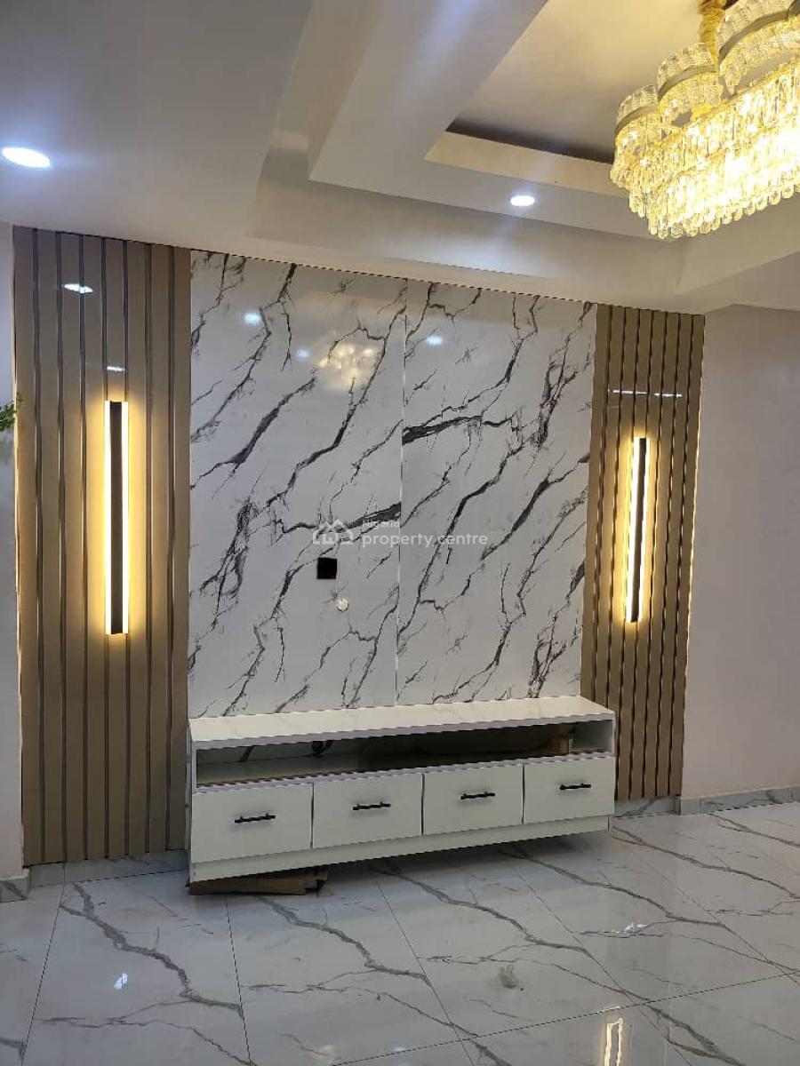 2 Bedroom Furnished Apartment., Maryland, Lagos, Flat / Apartment for Sale