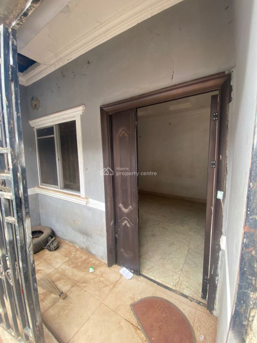 Nice 1bed Apartment, University of Ibadan Back Gate Ajibode, Ajibode, Ibadan, Oyo, Mini Flat (room and Parlour) for Rent