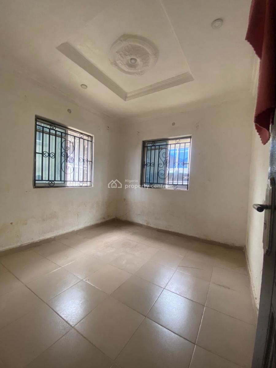 Nice 1bed Apartment, University of Ibadan Back Gate Ajibode, Ajibode, Ibadan, Oyo, Mini Flat (room and Parlour) for Rent