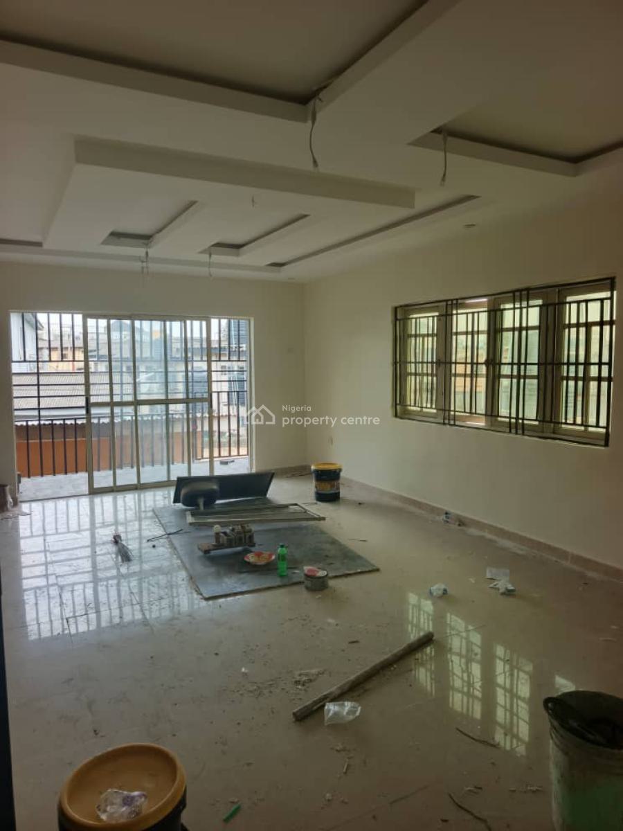 Lovely and Specious 3bedroom Flat Upstairs at Grammar School Ojodu, Grammar School Ojodu, Ojodu, Lagos, Flat / Apartment for Rent