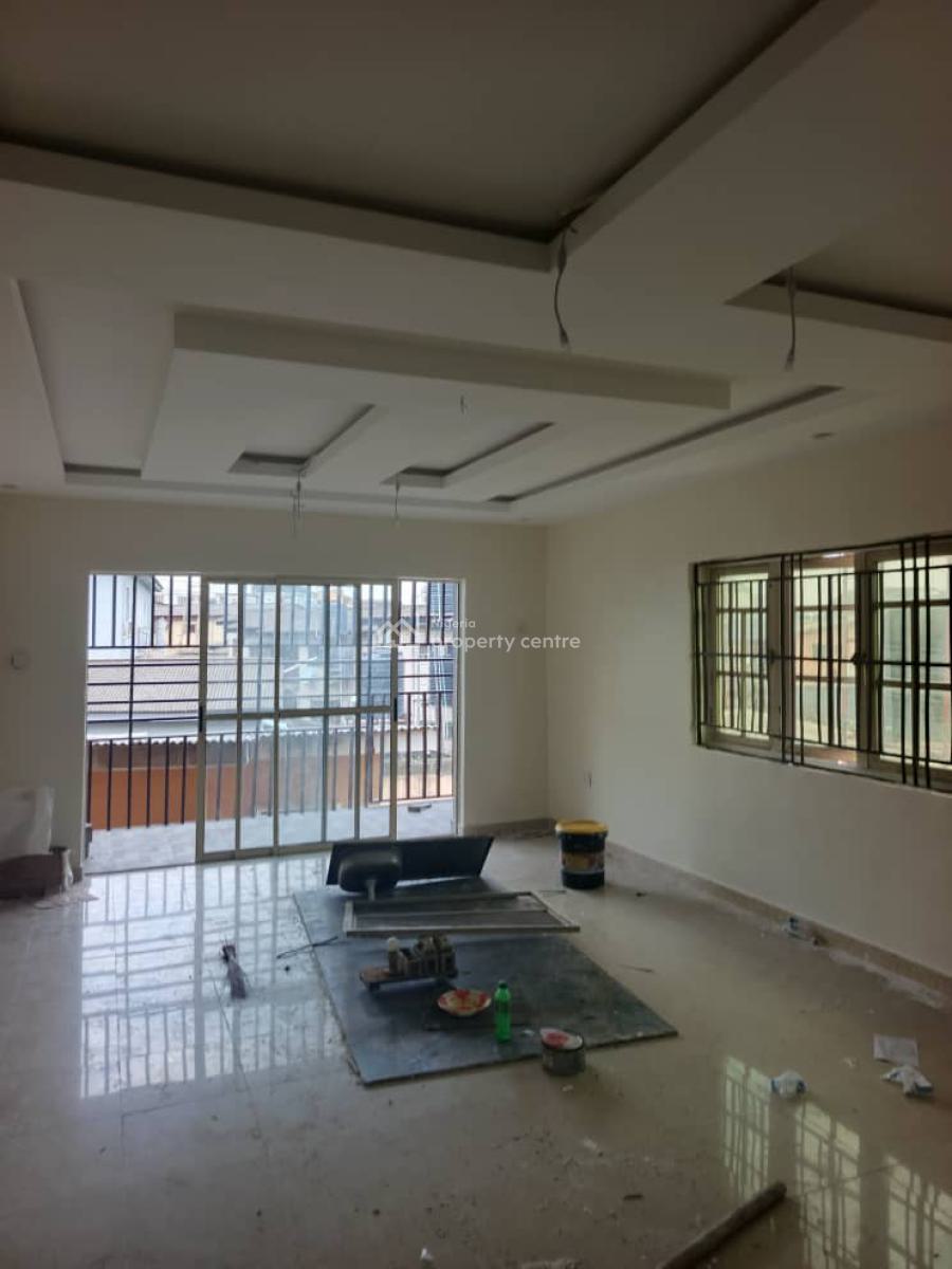 Lovely and Specious 3bedroom Flat Upstairs at Grammar School Ojodu, Grammar School Ojodu, Ojodu, Lagos, Flat / Apartment for Rent
