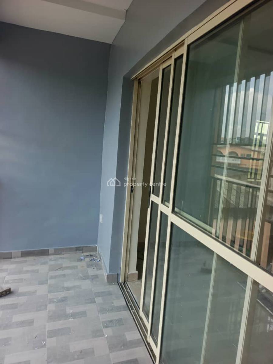 Lovely and Specious 3bedroom Flat Upstairs at Grammar School Ojodu, Grammar School Ojodu, Ojodu, Lagos, Flat / Apartment for Rent