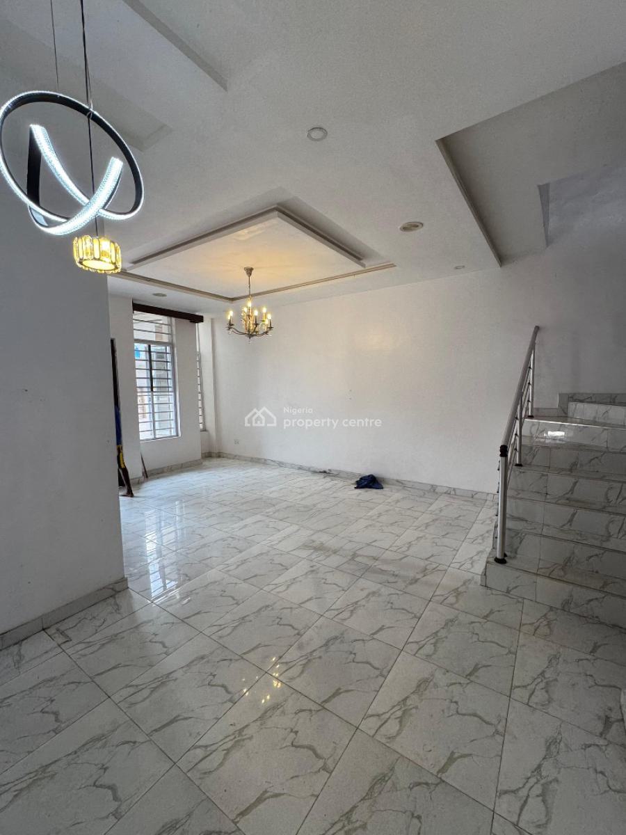 Well Maintained 4 Bedroom Semi Detached Duplex, Chevron, Lekki Phase 2, Lekki, Lagos, Semi-detached Duplex for Rent