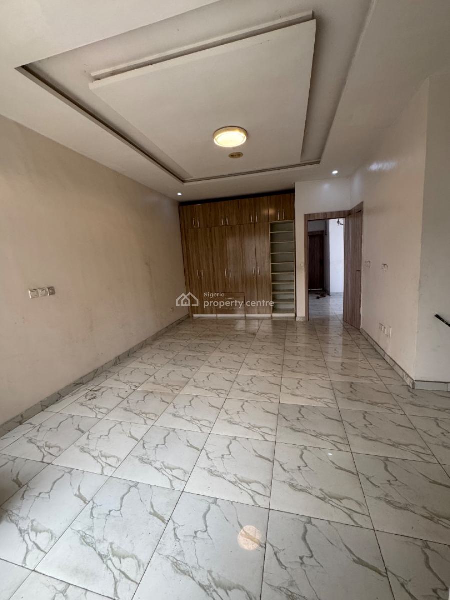 𝐌𝐀𝐈𝐍𝐓𝐀𝐈𝐍𝐄𝐃 4 𝐁𝐄𝐃𝐑𝐎𝐎𝐌 𝐒𝐄𝐌𝐈 𝐃𝐄𝐓𝐀𝐂𝐇𝐄𝐃, Chevron, Lekki, Lekki Phase 2, Lekki, Lagos, Semi-detached Duplex for Rent