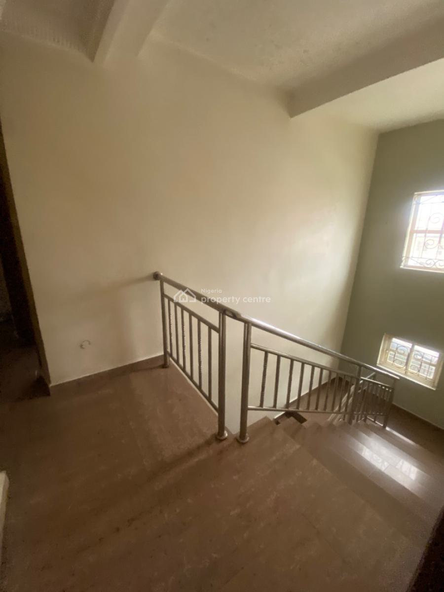 Very Clean 4 Bedroom Semi-detached Duplex, Off Adelabu Surulere Lagos, Masha, Surulere, Lagos, Semi-detached Duplex for Rent