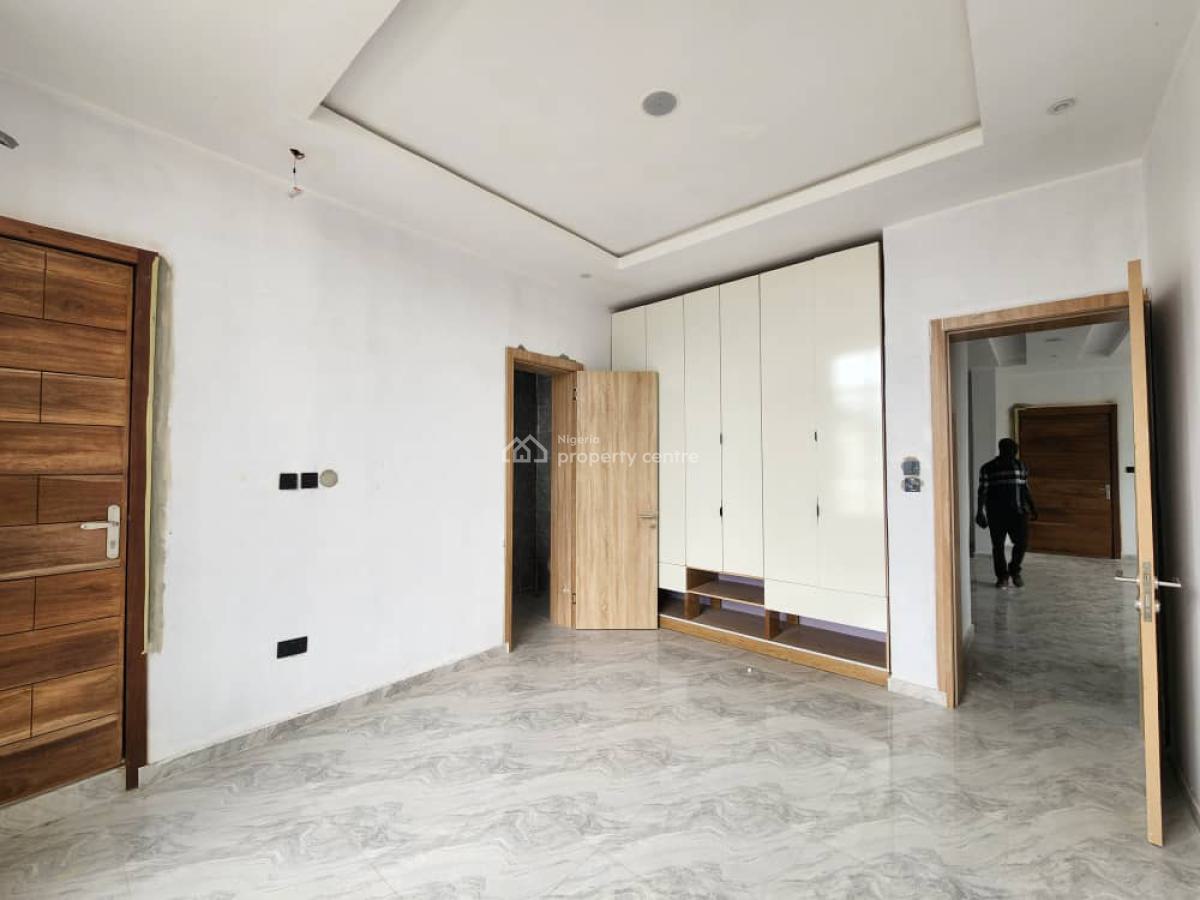 Carved Luxury 2 Bed Apartment with Swimming Pool and Gym️*, Ikota Lekki, Ikota, Lekki, Lagos, Flat / Apartment for Sale