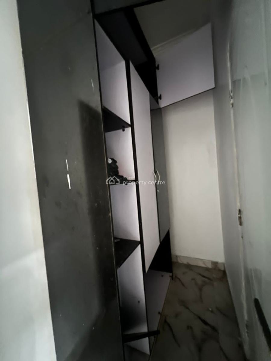 2 Bedroom Apartment, Skymall Estate, Sangotedo, Ajah, Lagos, Flat / Apartment for Rent