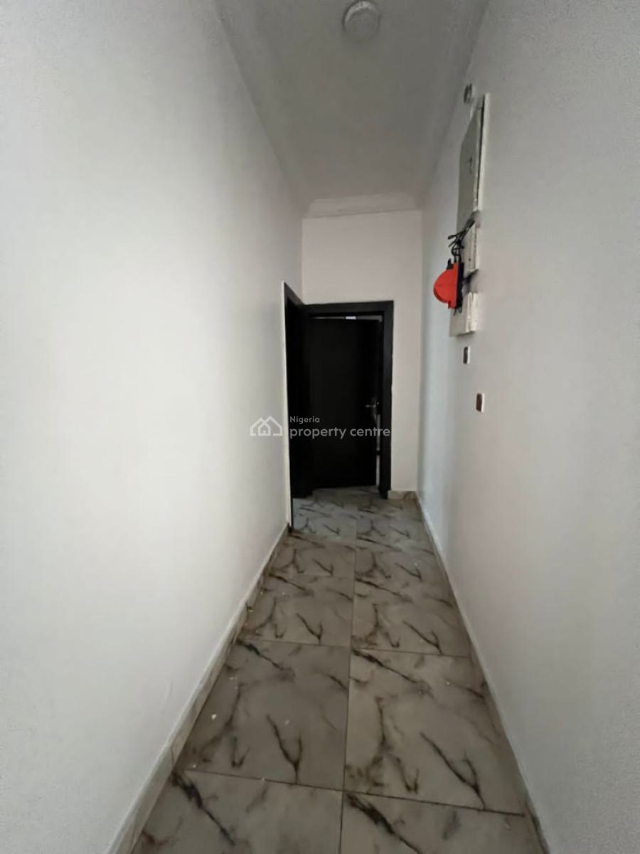 2 Bedroom Apartment, Skymall Estate, Sangotedo, Ajah, Lagos, Flat / Apartment for Rent