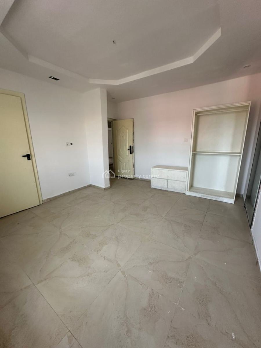 Two Bedroom Apartment, Off Admiralty, Lekki Phase 1, Lekki, Lagos, Flat / Apartment for Rent