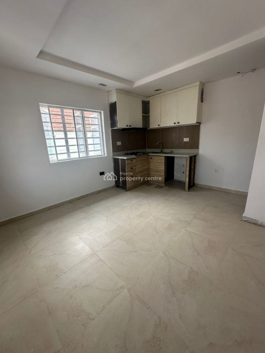 Two Bedroom Apartment, Off Admiralty, Lekki Phase 1, Lekki, Lagos, Flat / Apartment for Rent