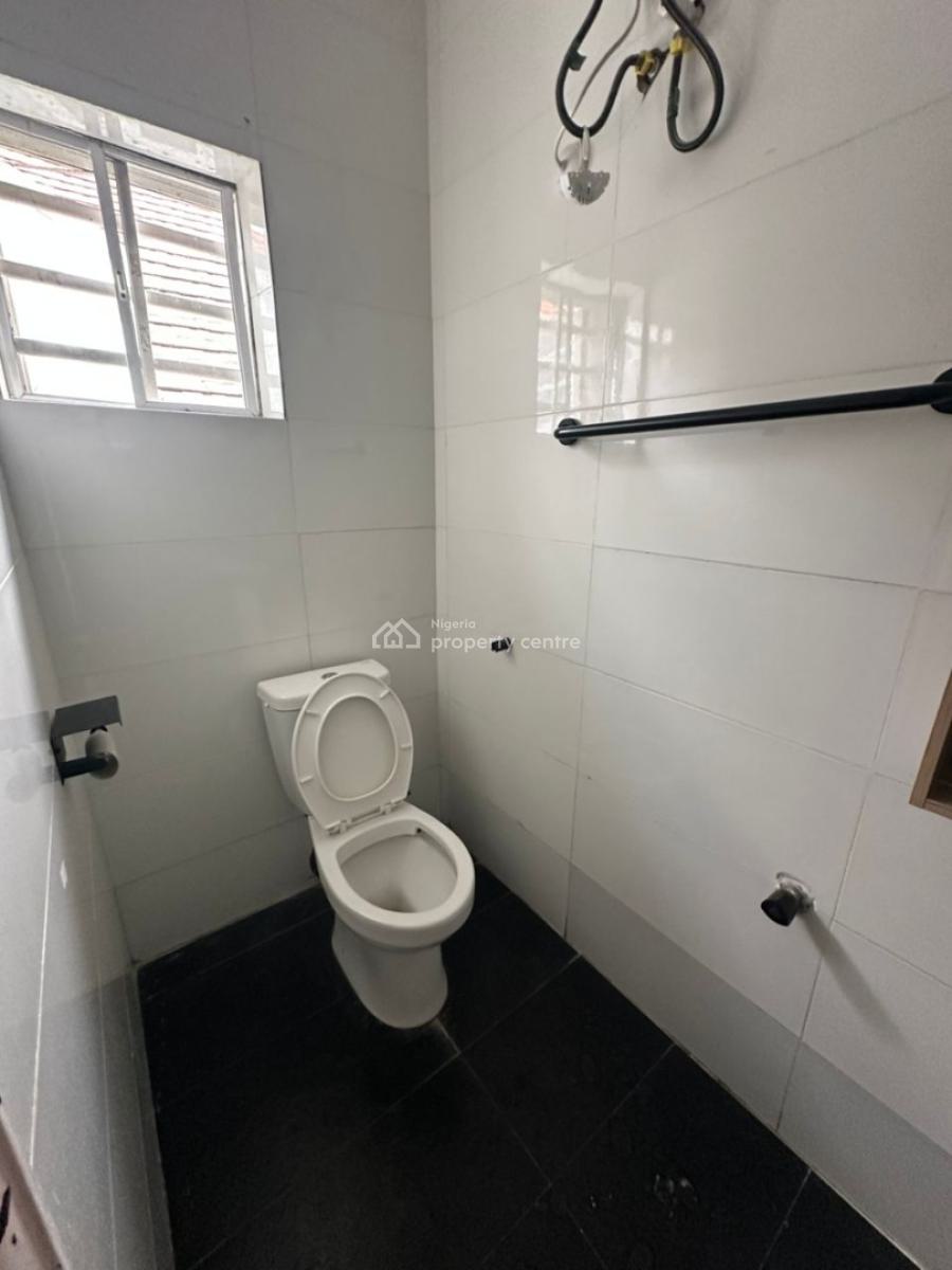 Two Bedroom Apartment, Off Admiralty, Lekki Phase 1, Lekki, Lagos, Flat / Apartment for Rent