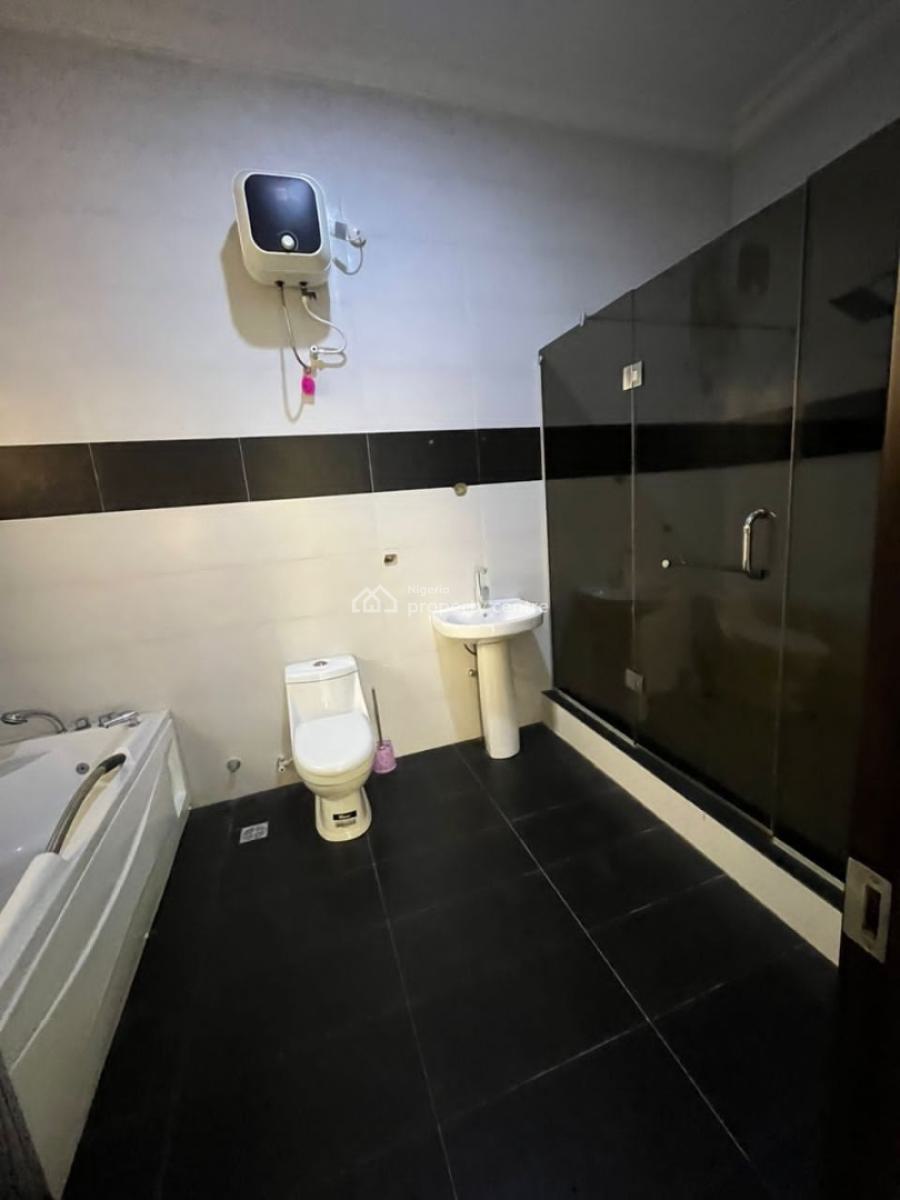 Clean and Spacious One Bedroom Apartment, Thomas Estate, Ajah, Lagos, Flat / Apartment for Rent
